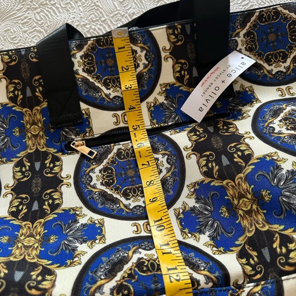 Alice + Olivia Blue and Gold Travel Bag with Geometric Pattern - Picture 10 of 10